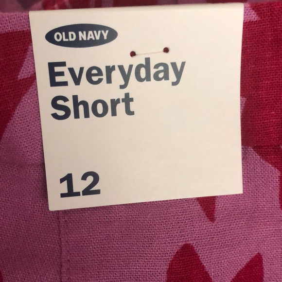 3/$20 Everyday linen blend short with 3.5” inseam - Picture 5 of 5